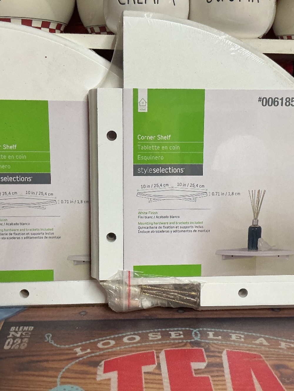 Corner shelves new still in packaging